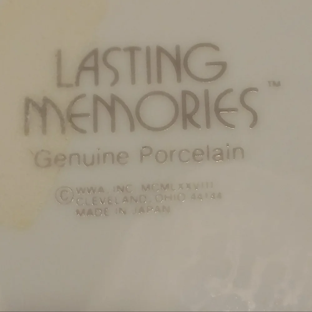 1978 Lasting Memories Decorative Plate